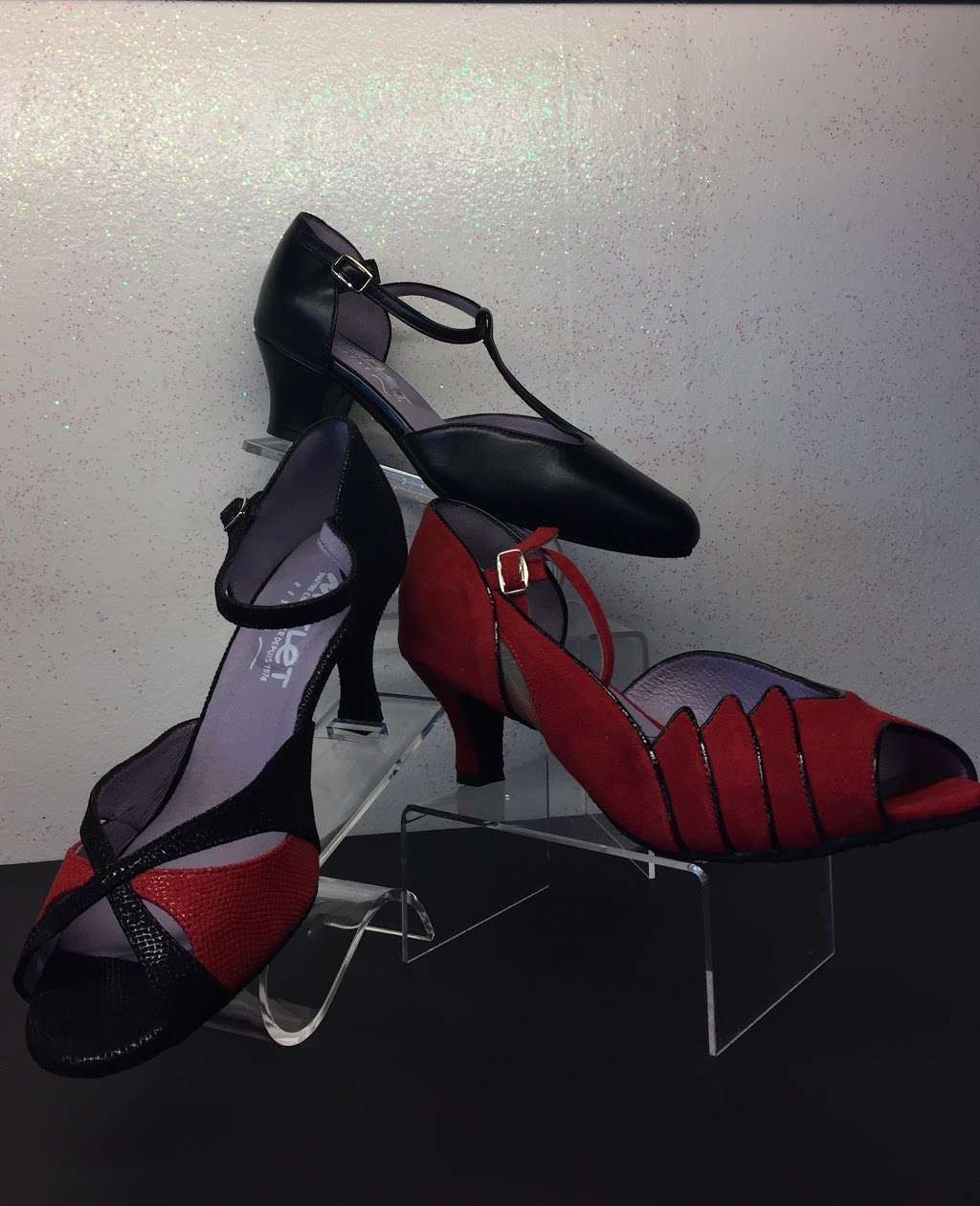 Razzle Dazzle Dancewear | 3595 Highway 6 South, Sugar Land, TX 77478, USA | Phone: (281) 265-8044