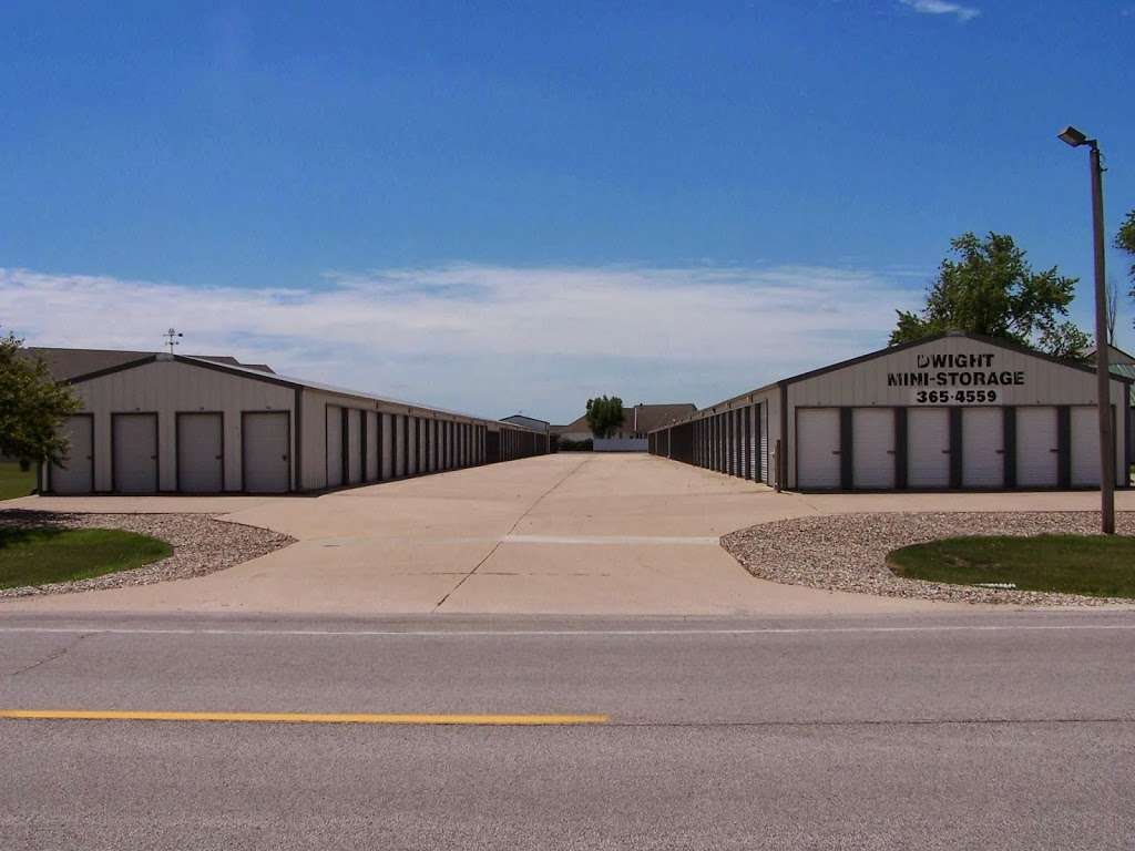 Dwight Mini Storage | 609 E Mazon Ave, Dwight, IL 60420, USA | Phone: (815) 365-4559