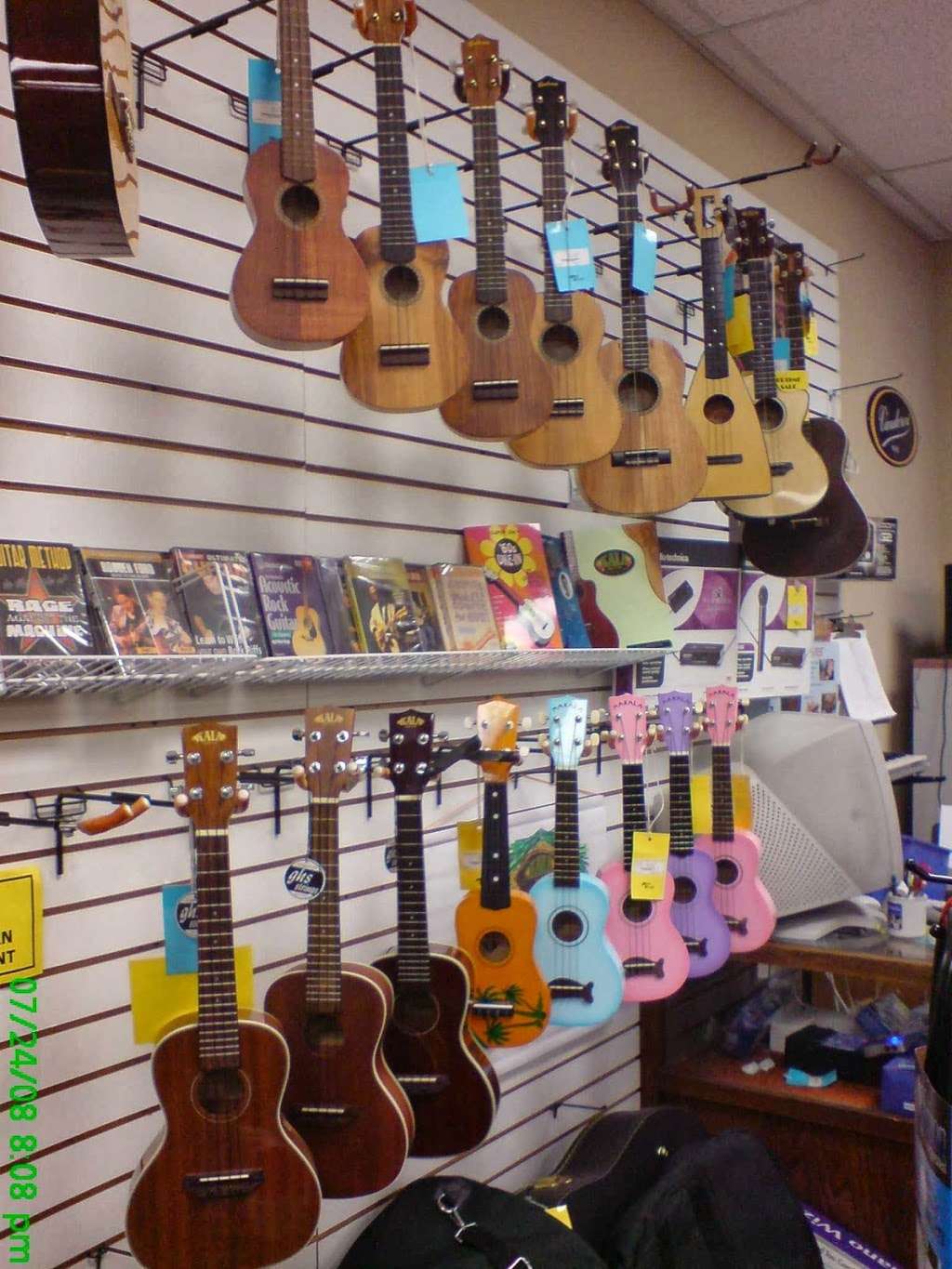 Music Village instrument store | 2971 Union Ave, San Jose, CA 95124, USA | Phone: (408) 377-2504