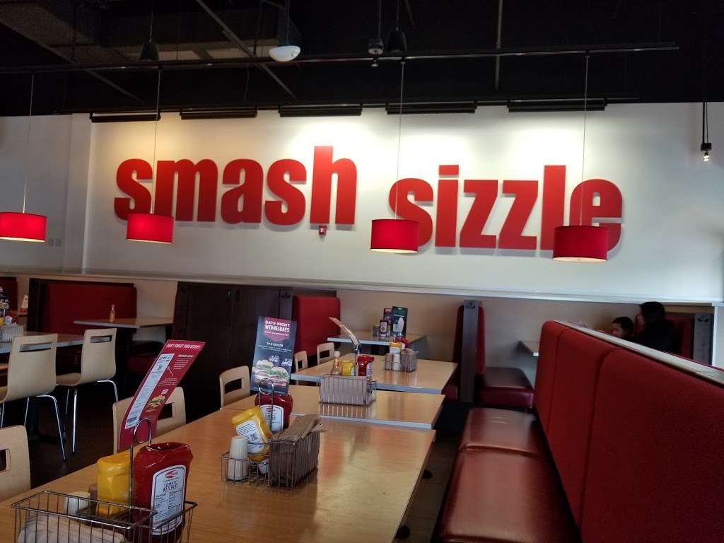 Smashburger | 368 NJ-10, East Hanover, NJ 07936 | Phone: (862) 701-5411