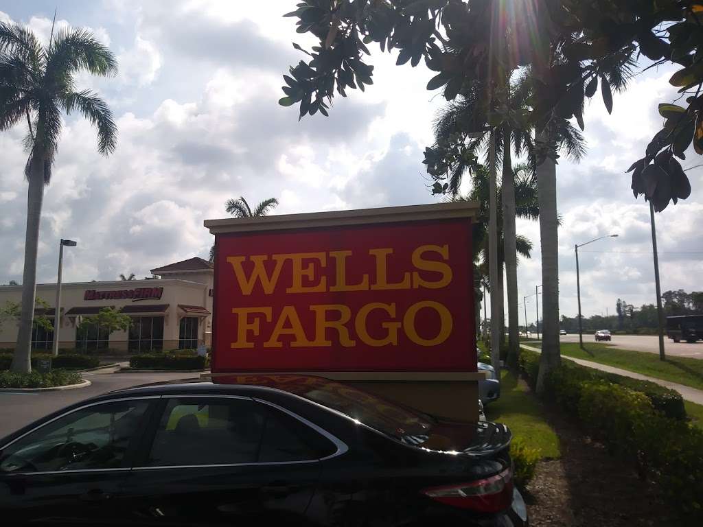 Wells Fargo Bank | 9861 Okeechobee Blvd, West Palm Beach, FL 33411, USA | Phone: (561) 784-1511