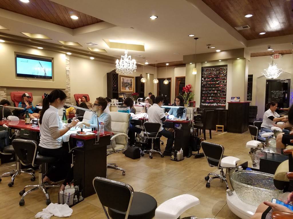 Diamond Nails | 4006 S Lamar Blvd #500, Austin, TX 78704, USA | Phone: (512) 444-8668