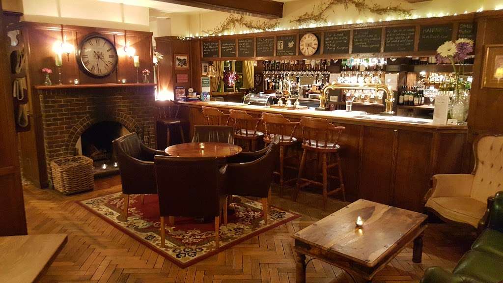 The Yew Tree | 99 Reigate Hill, Reigate RH2 9PJ, UK | Phone: 01737 244944