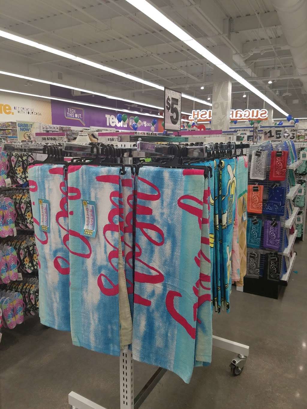 Five Below | 6 Garet Pl, Commack, NY 11725, USA | Phone: (631) 858-0121