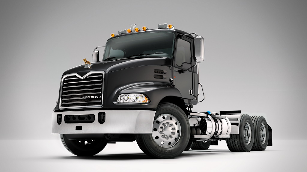 Vanguard Truck Center - Houston Mack Isuzu | 5216 N McCarty St, Houston, TX 77013, USA | Phone: (800) 364-6225