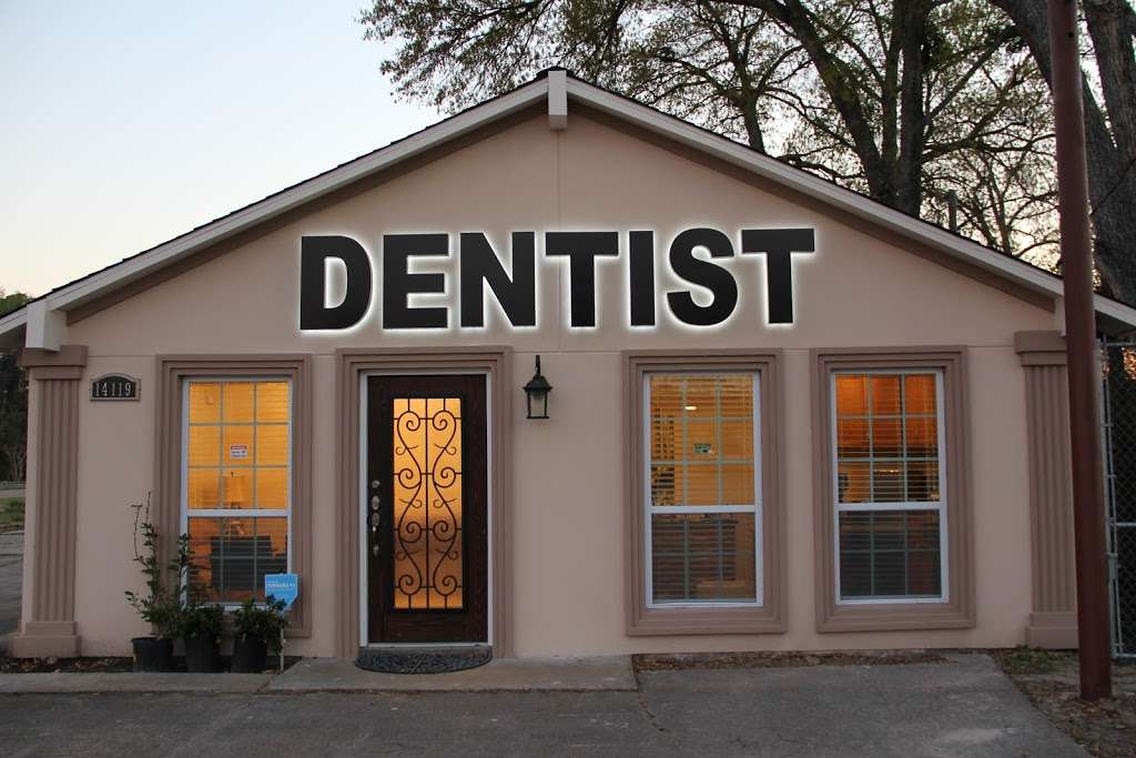 Prestigious Smiles Family Dentistry / Dr. Arezo Zarghouni / Fema | 14119 Stuebner Airline Rd, Houston, TX 77069, USA | Phone: (281) 880-6666