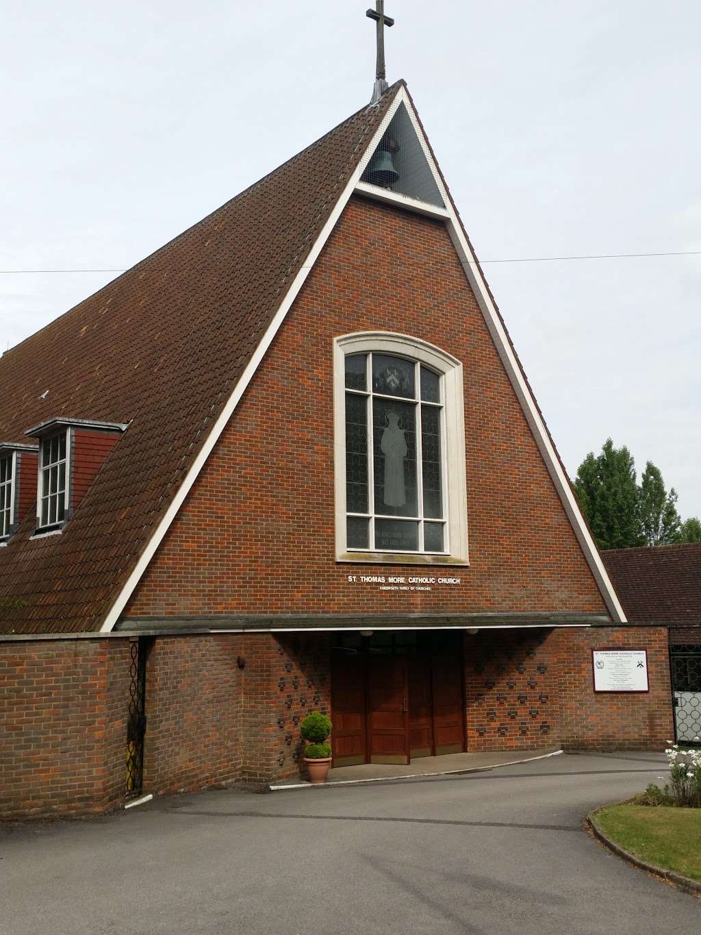 St Thomas More R C Church | 72 London Rd, Knebworth SG3 6HB, UK | Phone: 01438 813303