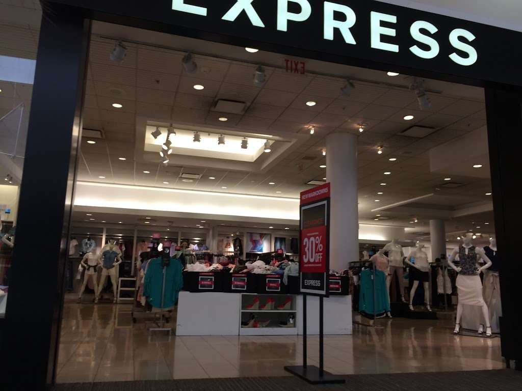 Express | 2131 Montebello Town Center, Montebello, CA 90640, USA | Phone: (323) 728-0124