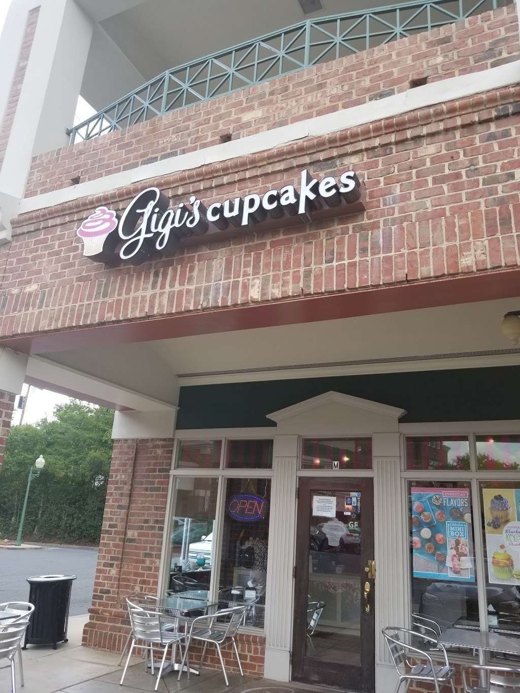 Gigis Cupcakes of Charlotte | 4732 Sharon Rd, Charlotte, NC 28210, USA | Phone: (704) 643-7117