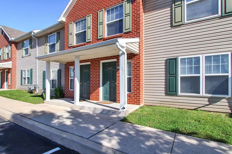 Pleasant Valley Townhomes | 3560 Pleasant Valley Rd, York, PA 17406, USA | Phone: (717) 757-6638