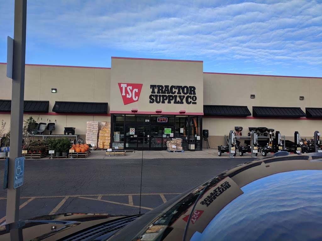 Tractor Supply Co. | 2210 South State Rte 291 Hwy, Independence, MO 64057 | Phone: (816) 461-7333