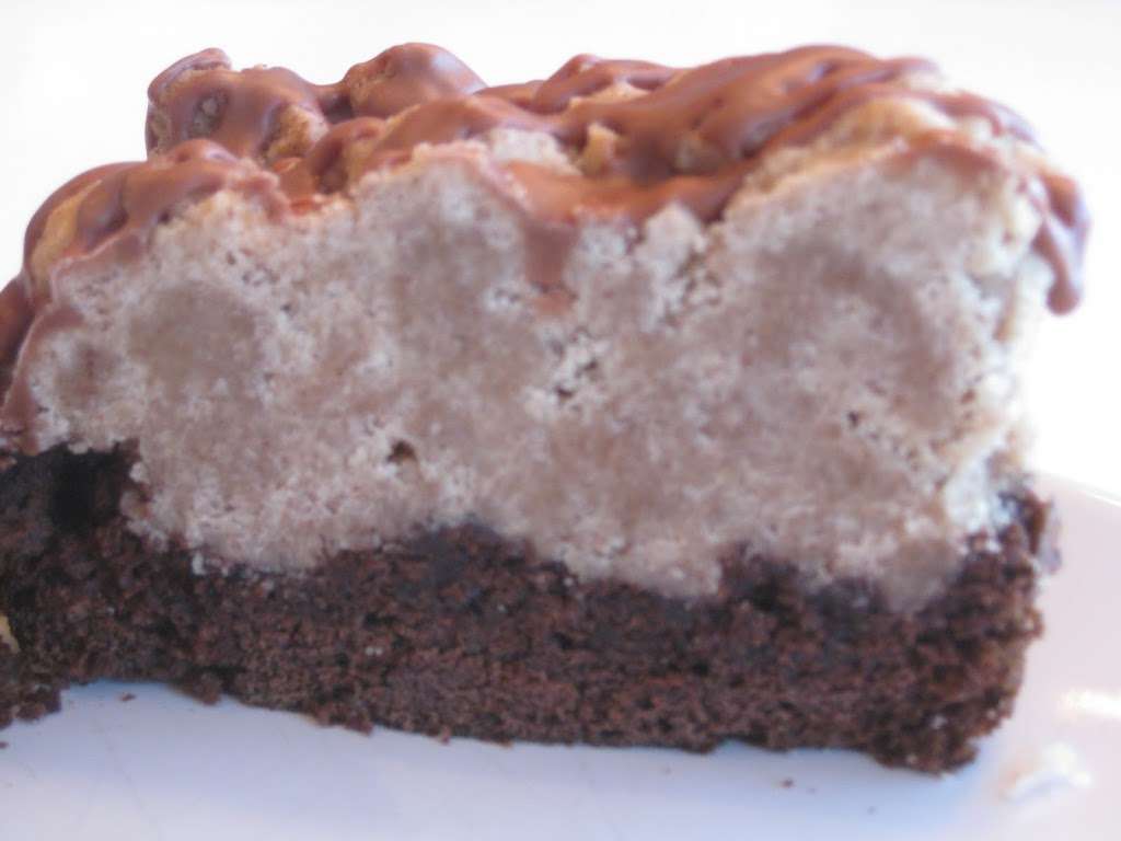 Crumb Cake Creations, LLC | 500 W Main St, Wyckoff, NJ 07481, USA | Phone: (201) 644-6066