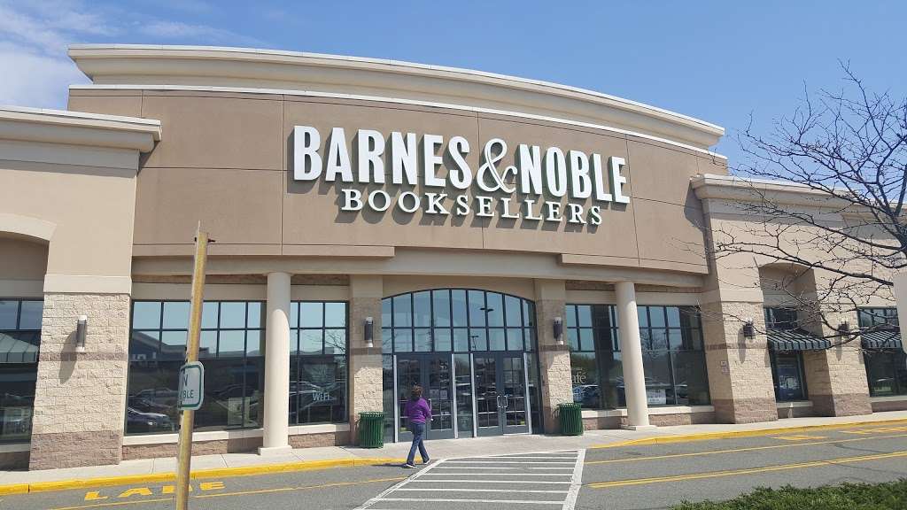 Barnes & Noble | The Metroplex, 2300 Chemical Rd, Plymouth Meeting, PA 19462, USA | Phone: (610) 567-2900