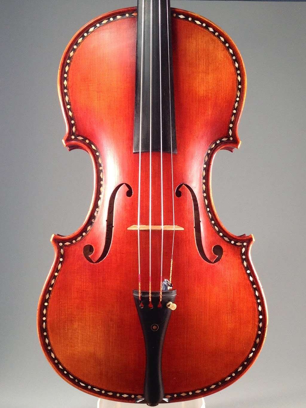 Bloomington String Instruments | 6405 S Sanders Main St, Bloomington, IN 47401, USA | Phone: (812) 946-2313