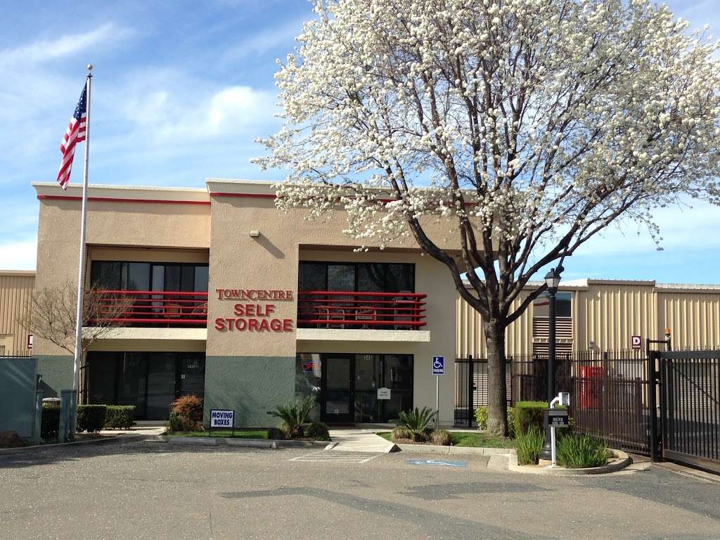 Town Centre Self Storage | 345 Town Centre Terrace, Brentwood, CA 94513, USA | Phone: (925) 634-7779