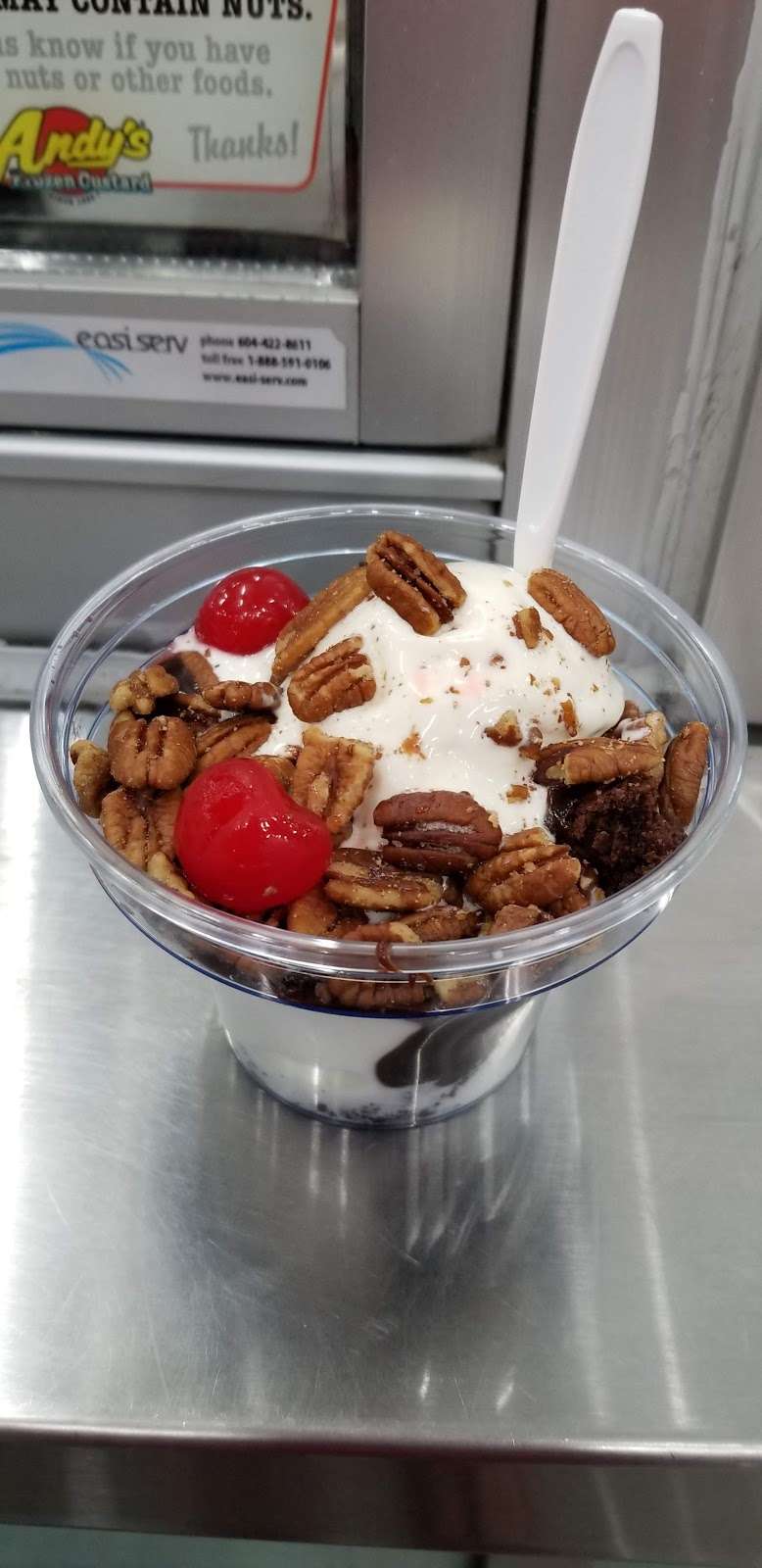 Andys Frozen Custard | 4225, 1200 Westport Rd, Kansas City, MO 64111, USA | Phone: (816) 531-3300