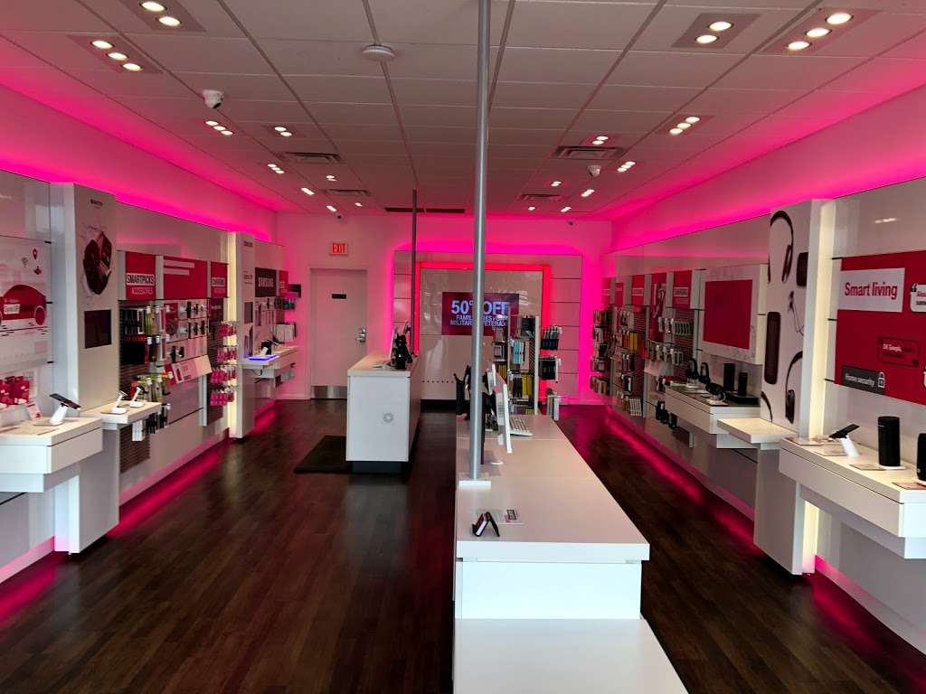 T-Mobile | 2311 Forest Dr #B, Annapolis, MD 21401, USA | Phone: (410) 216-3670