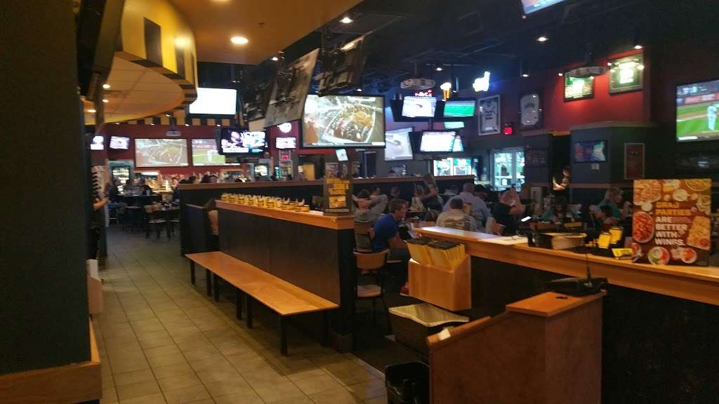 Buffalo Wild Wings | 3798 Dryland Way, Easton, PA 18045 | Phone: (610) 330-6950