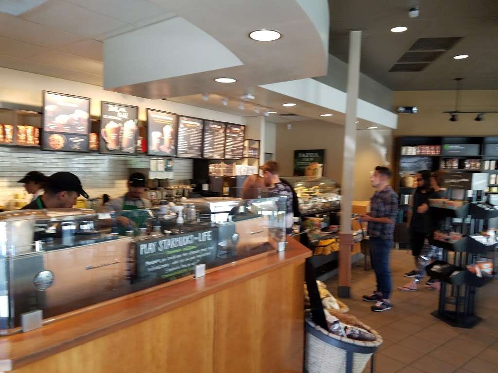 Starbucks | 11331 Camarillo St, North Hollywood, CA 91602 | Phone: (818) 761-0164