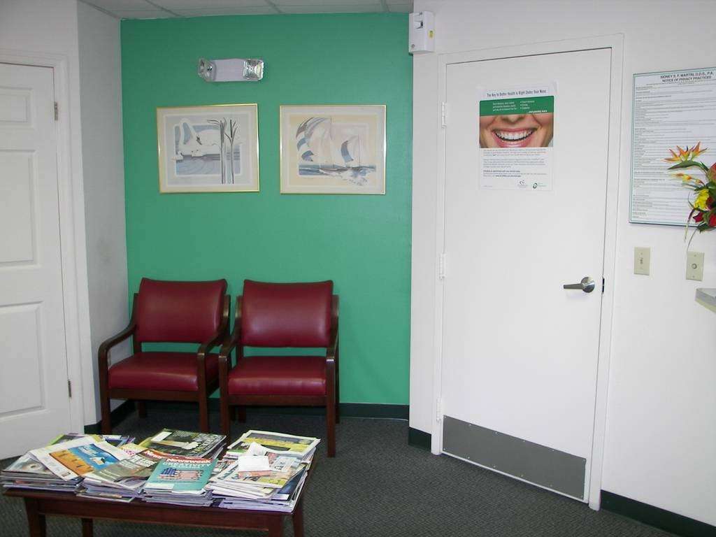 Martin Sidney S DDS | 4141 NW 5th St, Plantation, FL 33317, USA | Phone: (954) 791-1220