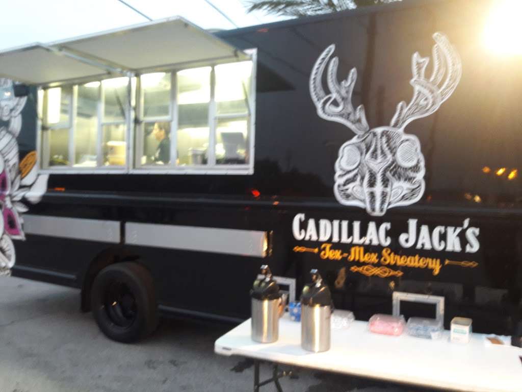 Cadillac Jacks Streatery | 9118 TX-146, Mont Belvieu, TX 77523, USA | Phone: (832) 529-6337