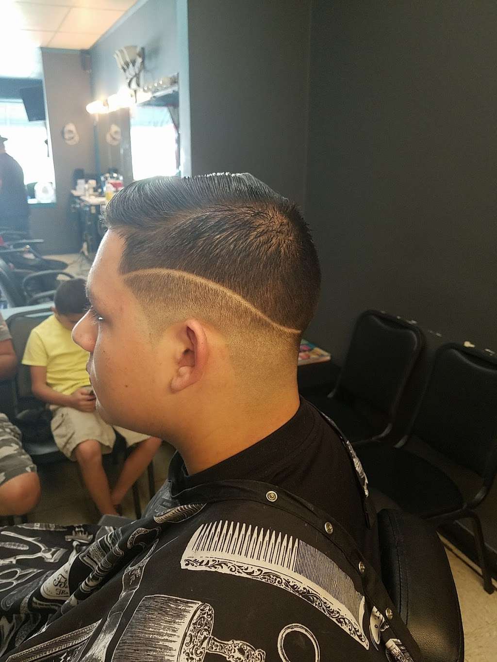 Prestige Barber Shop | 2400 Cuyler Ave # 1, Berwyn, IL 60402, USA | Phone: (708) 795-5011