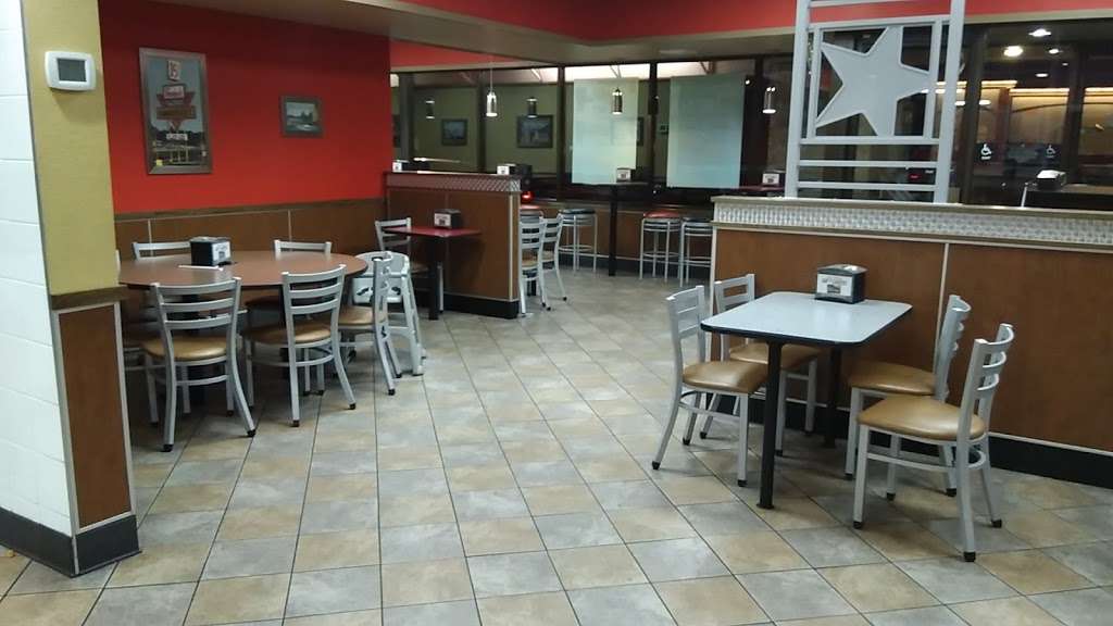 Hardees | 30 S Antrim Way, Greencastle, PA 17225, USA | Phone: (717) 597-7460