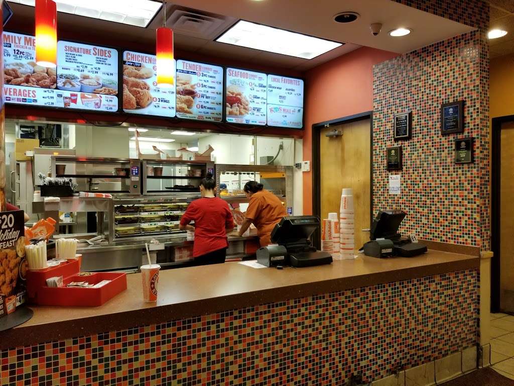 Popeyes Louisiana Kitchen | 1401B TX-332, Clute, TX 77531, USA | Phone: (979) 265-2676