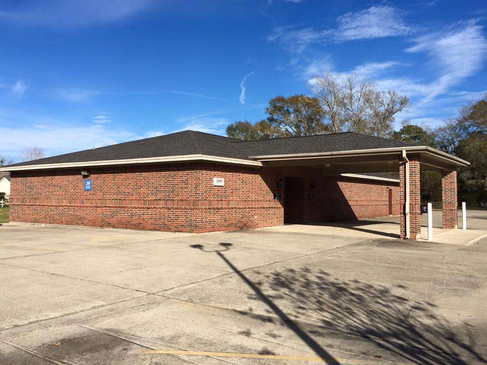 Kingdom Hall of Jehovahs Witnesses | 100 Rankin St, Montgomery, TX 77316, USA | Phone: (936) 597-7885