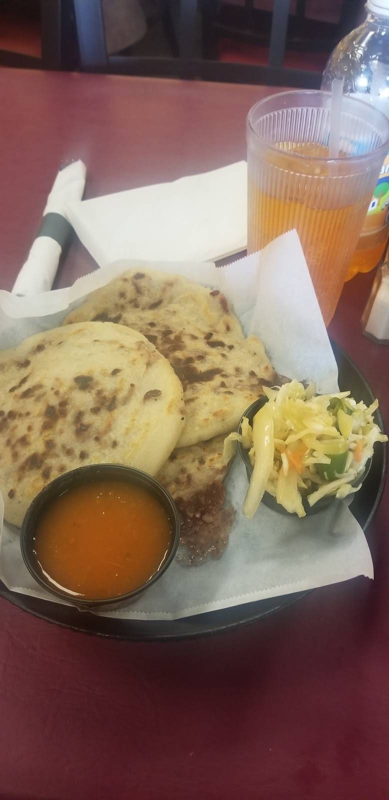 La Carreta Salvadoreña Restaurant | 3128 Forest Ln suite #325, Dallas, TX 75234, USA | Phone: (469) 567-3305