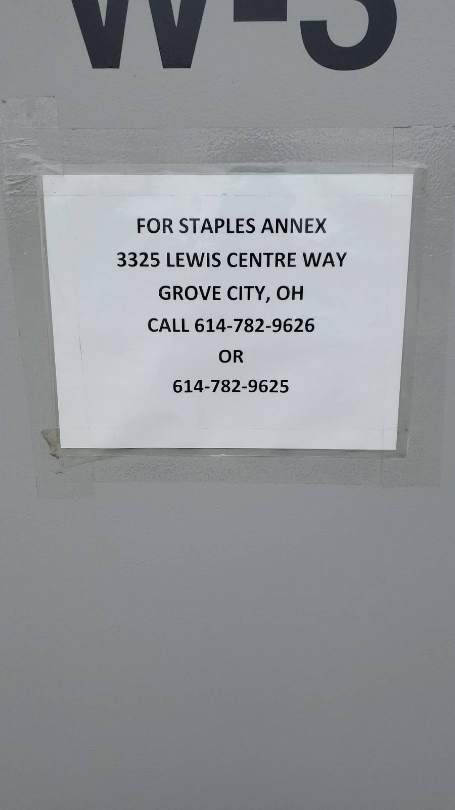 Staples | 3325 Lewis Centre Way, Grove City, OH 43123, USA | Phone: (614) 782-9626