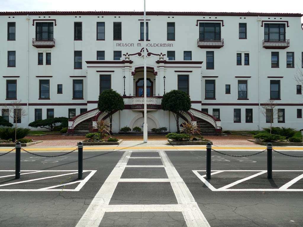 VA Hospital | 260 California Dr, Yountville, CA 94599, USA