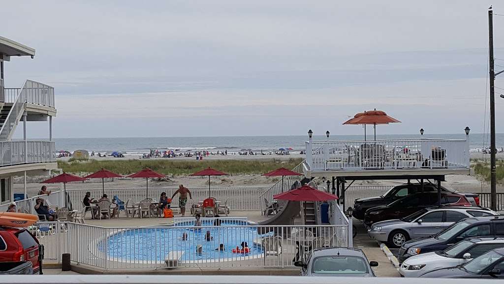 Astronaut Motel | 511 E Stockton Rd, Wildwood Crest, NJ 08260, USA | Phone: (609) 522-6981