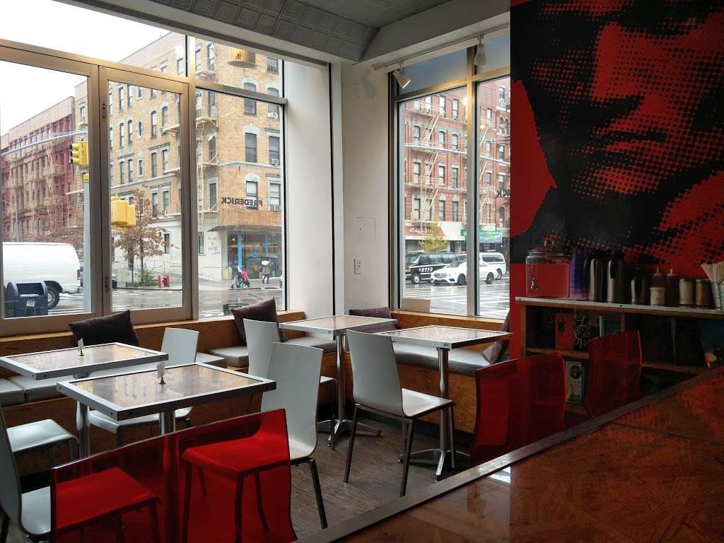 Café Frederick | mNJ book moiBlvd, 2104 Frederick Douglass Blvd, New York, NY 10026, USA | Phone: (212) 222-1987