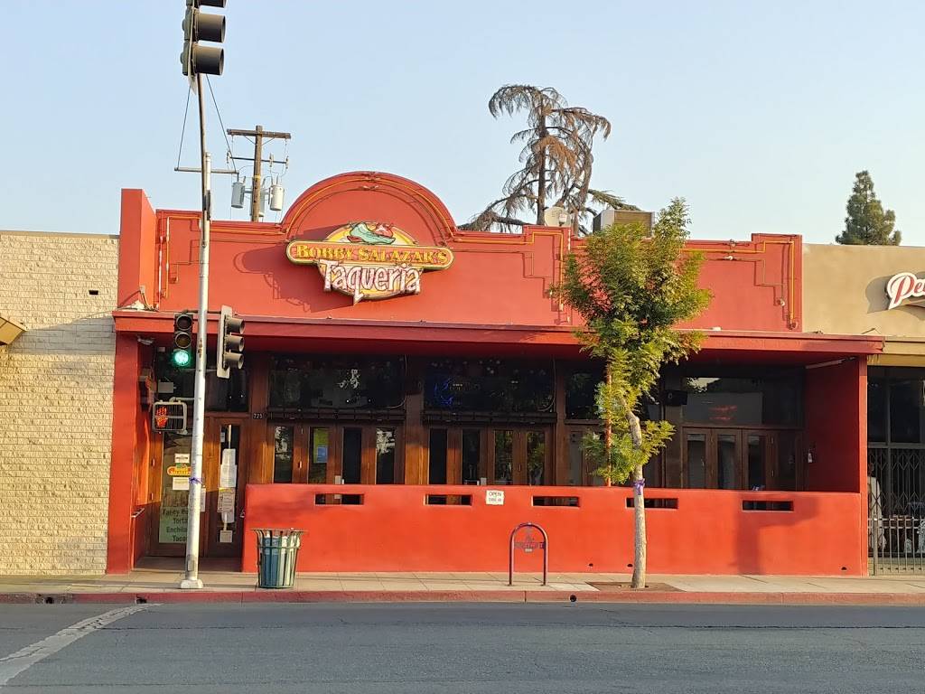 Bobby Salazars Taqueria | 725 E Olive Ave, Fresno, CA 93728, USA | Phone: (559) 497-9920