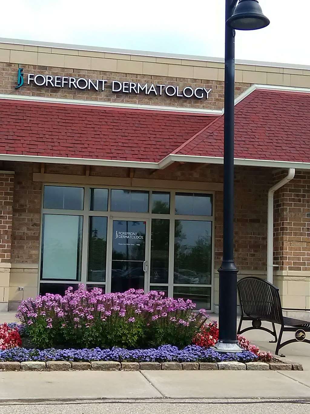 Forefront Dermatology | 1320 Pabst Farms Cir #180, Oconomowoc, WI 53066, USA | Phone: (262) 560-0322