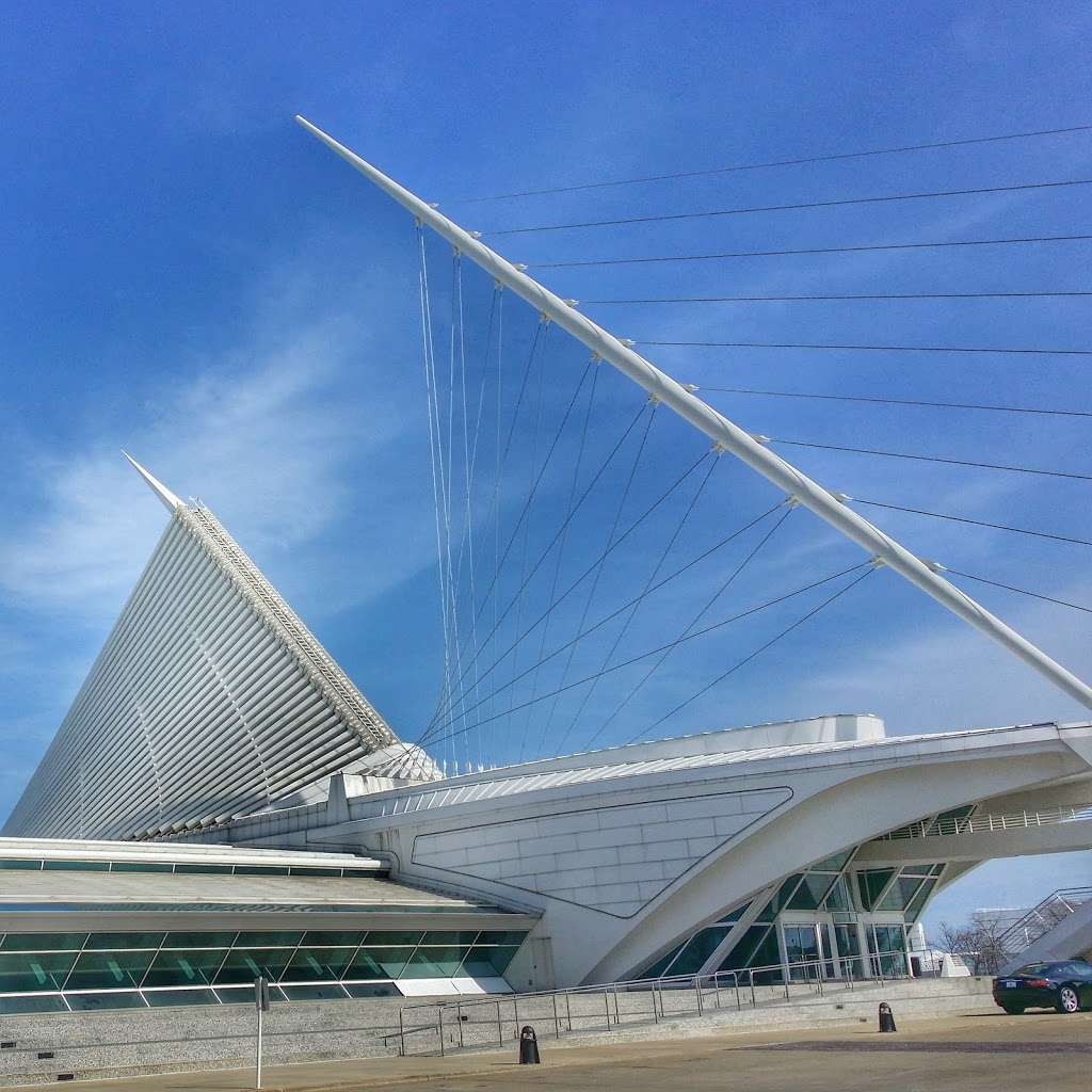 Milwaukee Art Museum | 700 N Art Museum Dr, Milwaukee, WI 53202, USA | Phone: (414) 224-3200