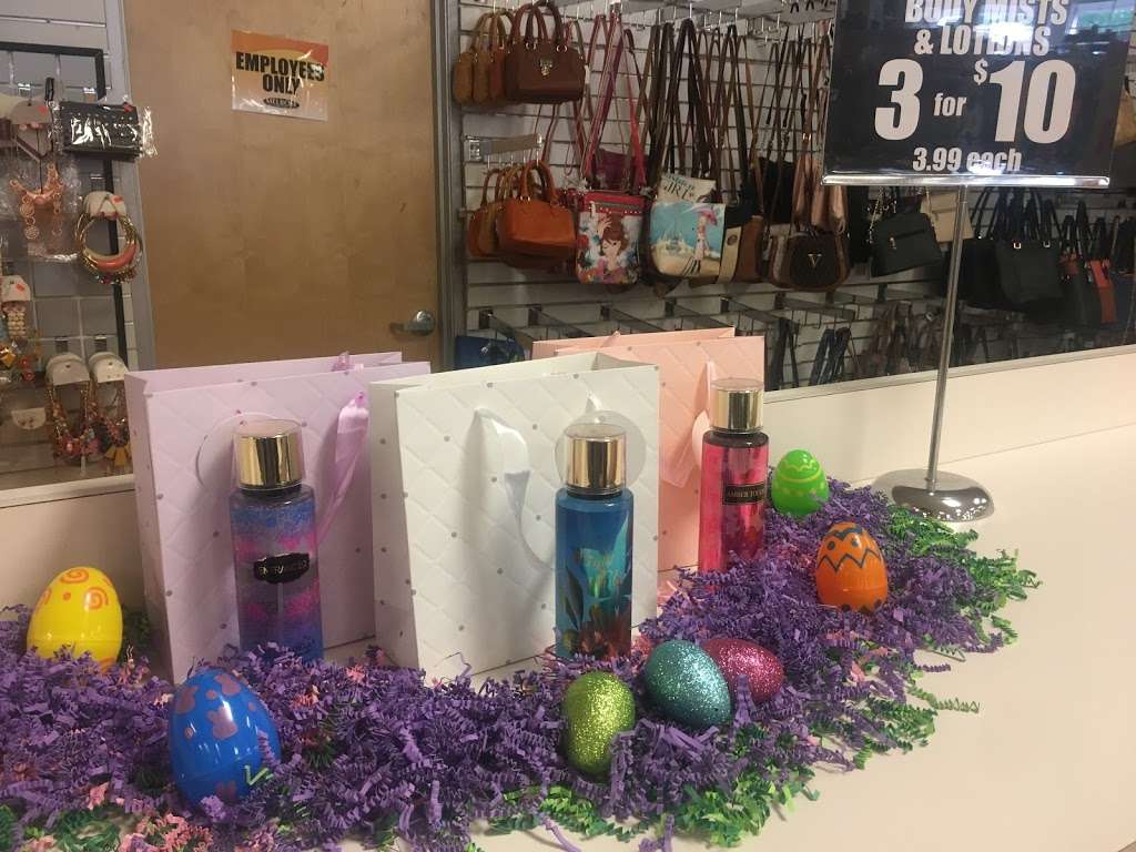 Melrose Family Fashions | 5160 Avenue H, Rosenberg, TX 77471, USA | Phone: (832) 595-8245