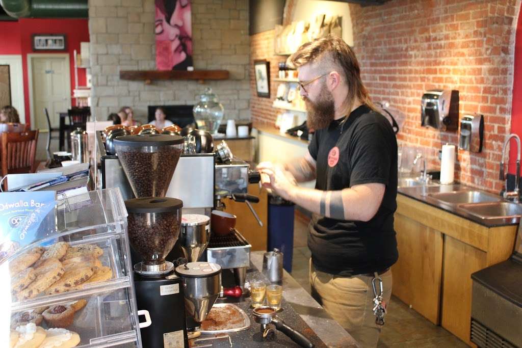 Groundhouse Coffee | 103 S Elm St, Gardner, KS 66030, USA | Phone: (913) 856-5711