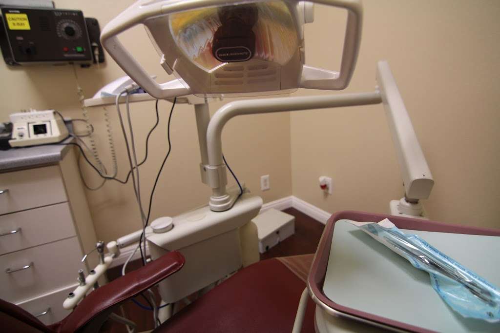 Fontana Dental Clinic | 16989 Valley Blvd B, Fontana, CA 92335, USA | Phone: (909) 829-3535