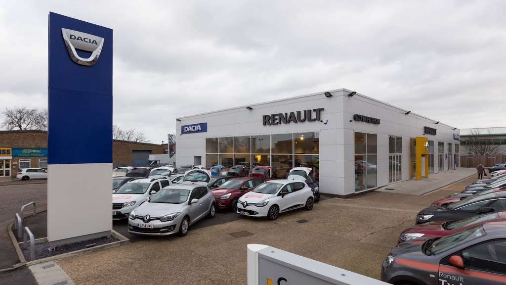 Glyn Hopkin Renault & Dacia Chelmsford | 6 Bilton Rd, Chelmsford CM1 2UP, UK | Phone: 01245 454711