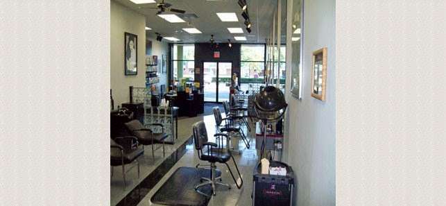 Lori Friend Hair Studio | 333 Peterson Rd Suite A, Libertyville, IL 60048, USA | Phone: (847) 367-4690