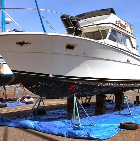 New Buffalo Marine Services | 19750 M-239, New Buffalo, MI 49117, USA | Phone: (269) 469-1090