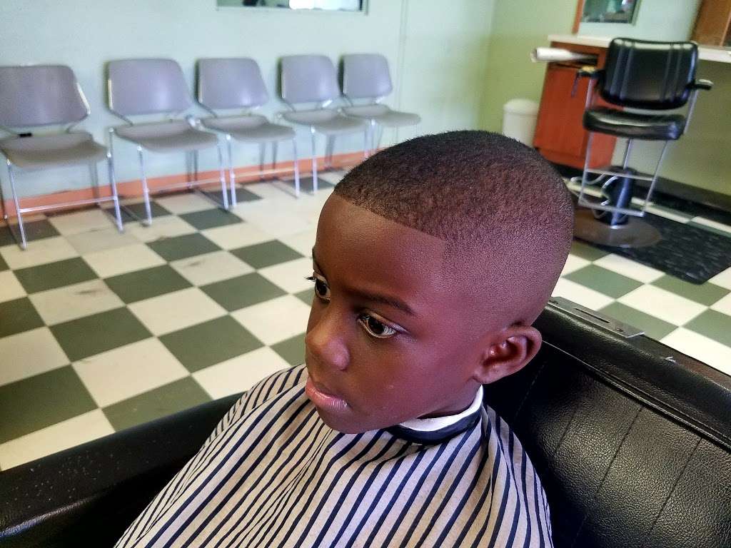 K-K Barber & Beauty Shop | 6549 Willowbend Blvd, Houston, TX 77096, USA | Phone: (713) 271-6160