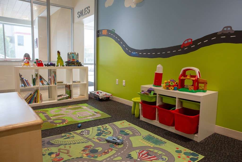 Wellesley Toyota | 234 Worcester St, Wellesley, MA 02481, USA | Phone: (781) 237-2970