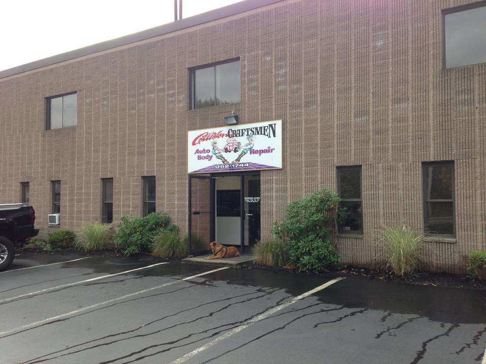 Collision Craftsmen | 4034, 800 Adams St, Abington, MA 02351 | Phone: (781) 982-1744