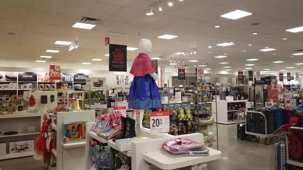 JCPenney | 3333 Marketplace Dr, Council Bluffs, IA 51501 | Phone: (712) 366-1107