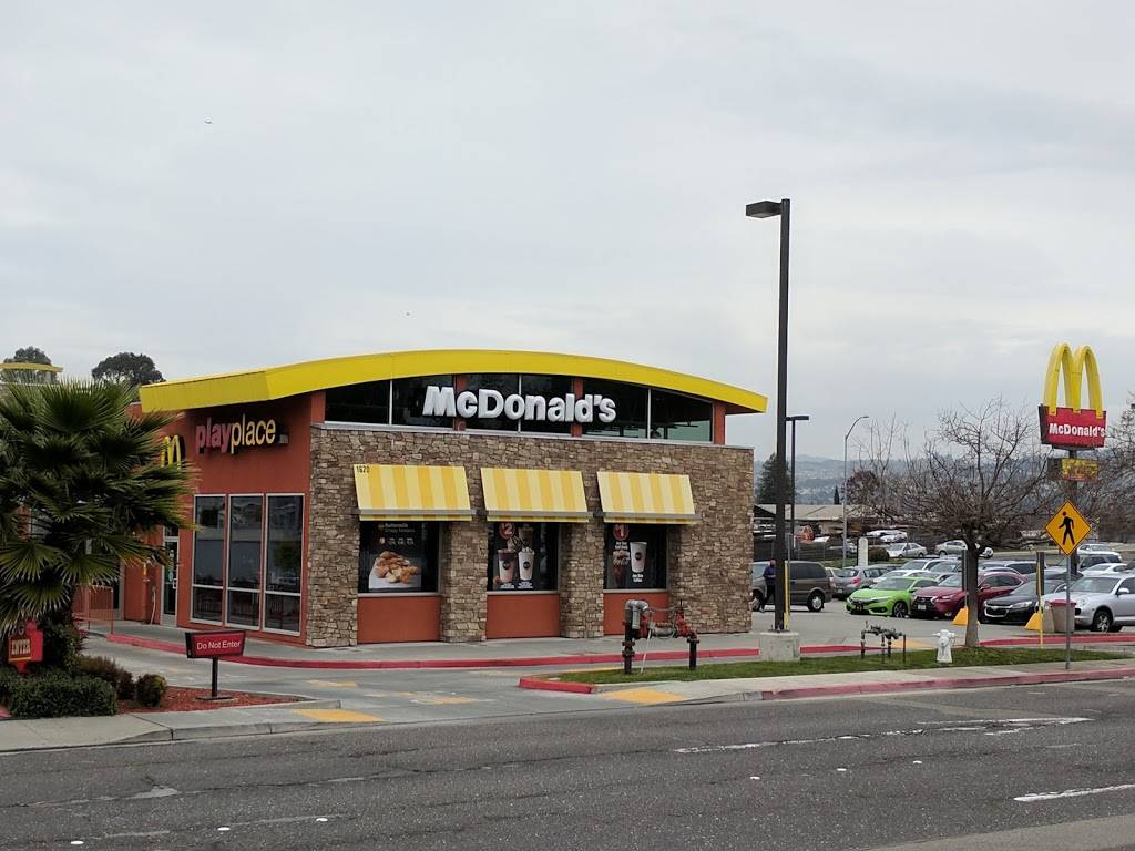McDonalds | 1620 Strobridge Ave, Castro Valley, CA 94546, USA | Phone: (510) 885-1351