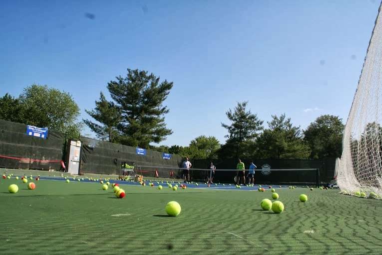 Quince Orchard Swim and Tennis Club | 16601 Roundabout Dr, Gaithersburg, MD 20878 | Phone: (301) 948-3116