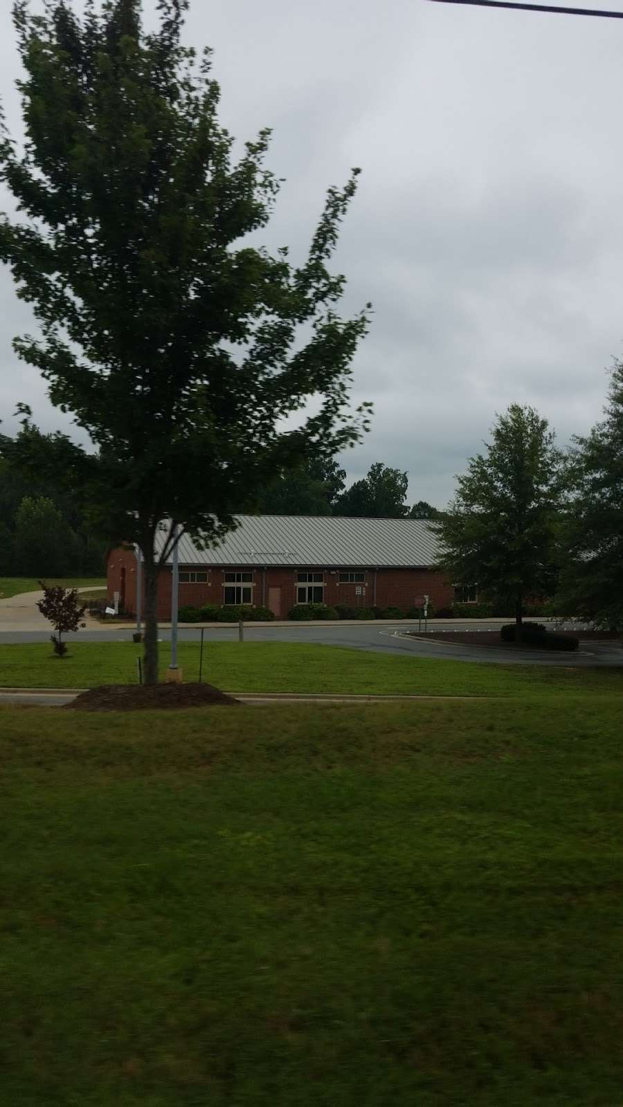 East Mooresville Intermediate School | 1711 Landis Hwy, Mooresville, NC 28115, USA | Phone: (704) 658-2700